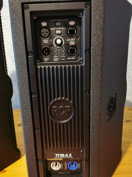 Boxe RCF TT08-A II (NOI)