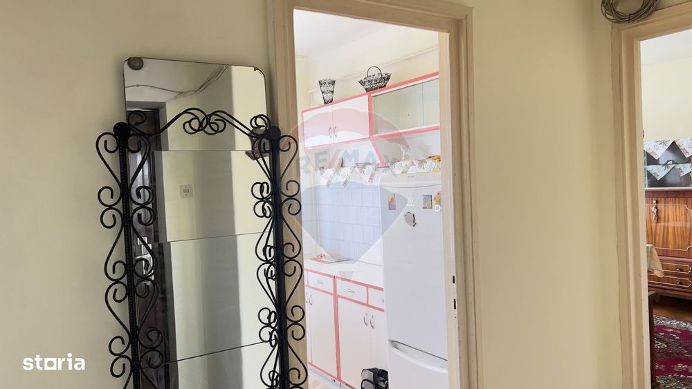 Apartament cu 3 camere de închiriat în zona Podgoria