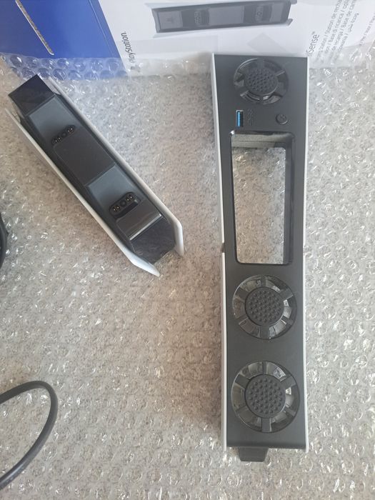 Cooler  + Statie de incarcat Sony ( playstation 5 ) docking ststion