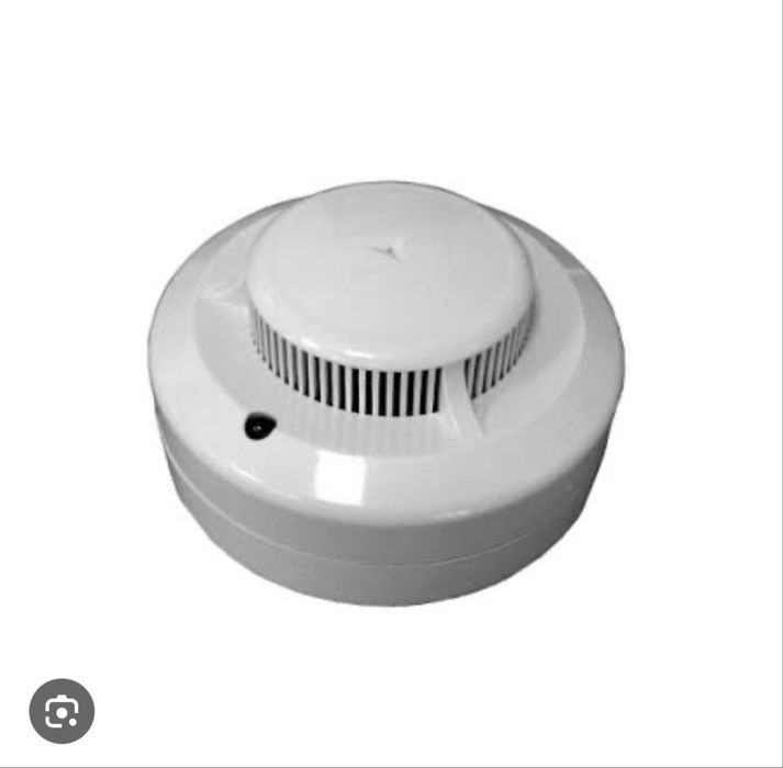 Дымовой извещатель и табло