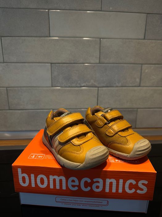 Детски обувки Biomecanics 22 номер