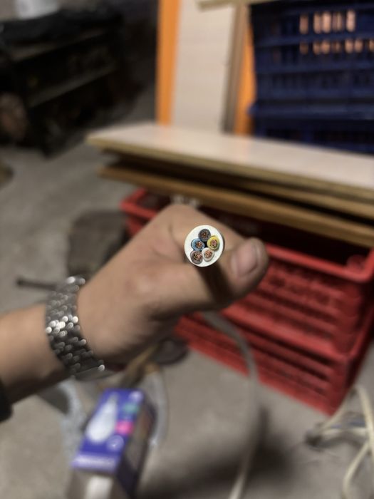 Продам кабель пвс 5х2,5 не исполь