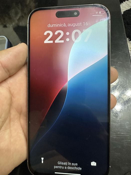 De vanzare iphone 16 pro max