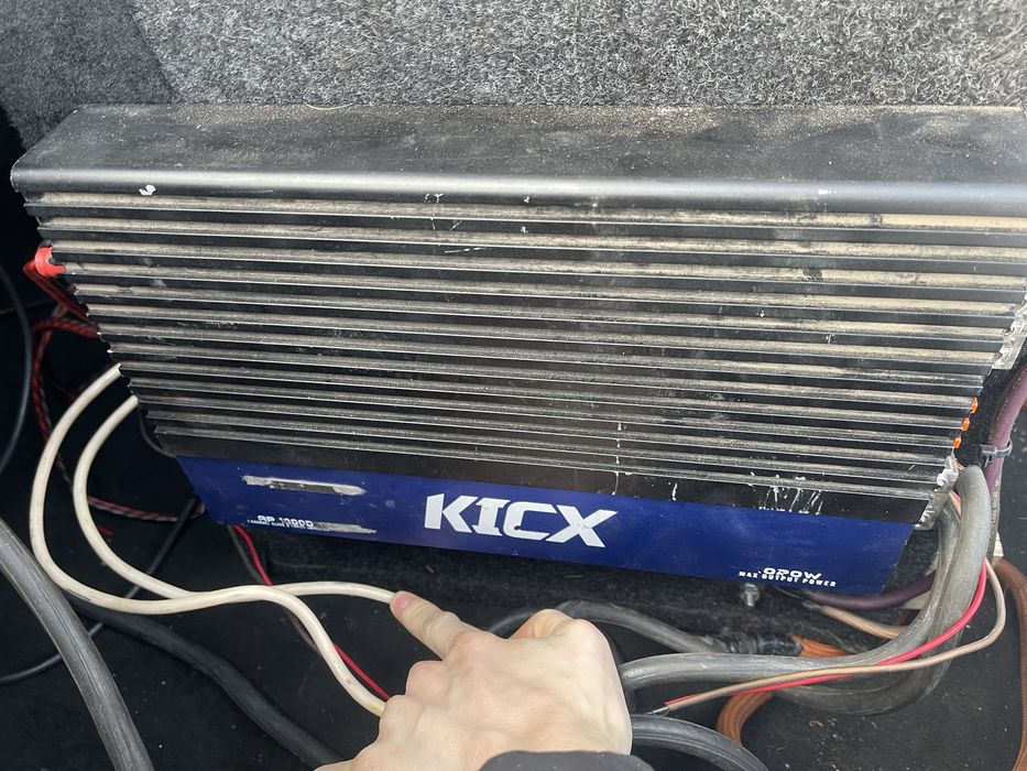 Продам сабвуфер Machete deaf bounce 15