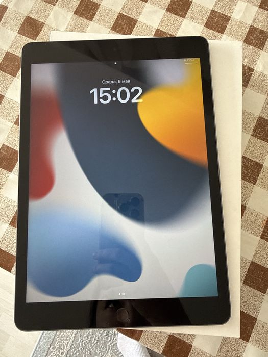 Apple Ipad 9 (64 GB)
