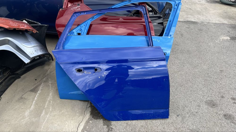 2 броя задна дясна и 2 брой задна лява врата Skoda Fabia 3 (2014-2022)