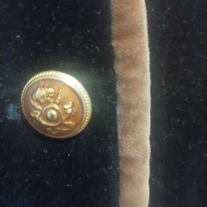 Хубаво  лекичко и топло палтенце