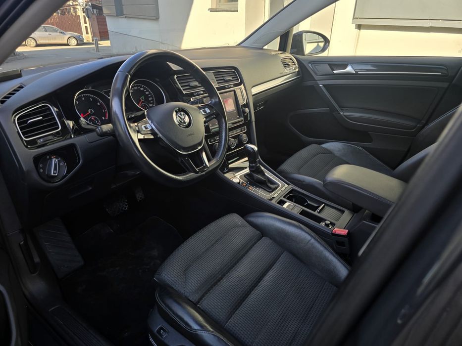 VOLKSWAGEN Golf 2013 — imagine 3