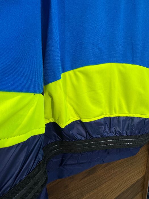 Продавам детско яке за ски