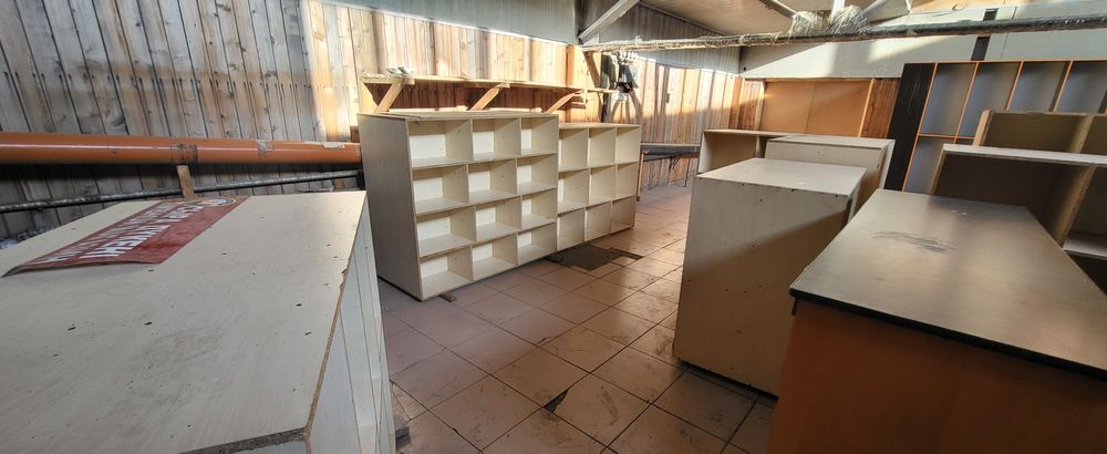 Продам шкафы,  тумбочки, ящики,