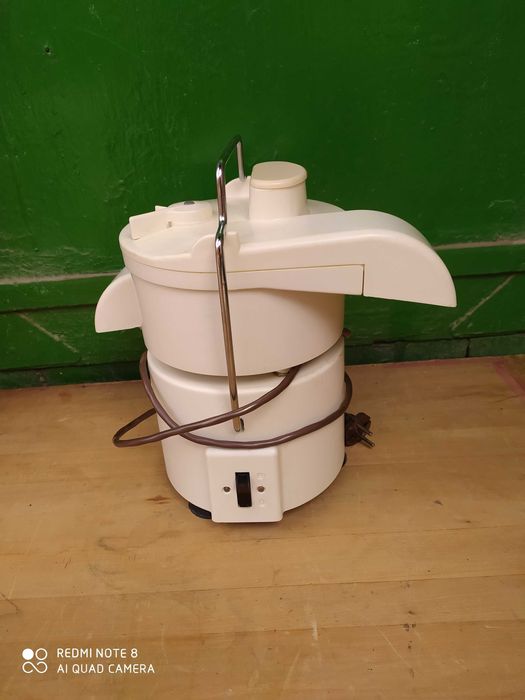 продам соковыжималку Росинка