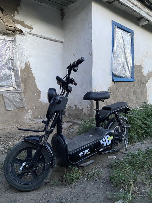 Продам скутер в хорошем состаяние