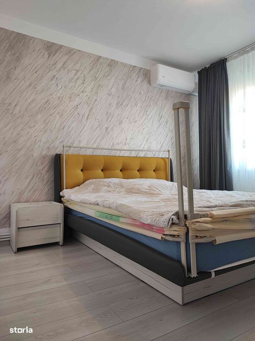 Apartament 3 camere, Eremia Grigorescu, etaj 4/4, bloc cu acoperis