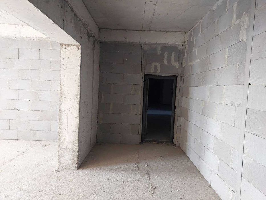 Срочно продается квартира готовая новостройка 53кв . Кадастр есть!!!