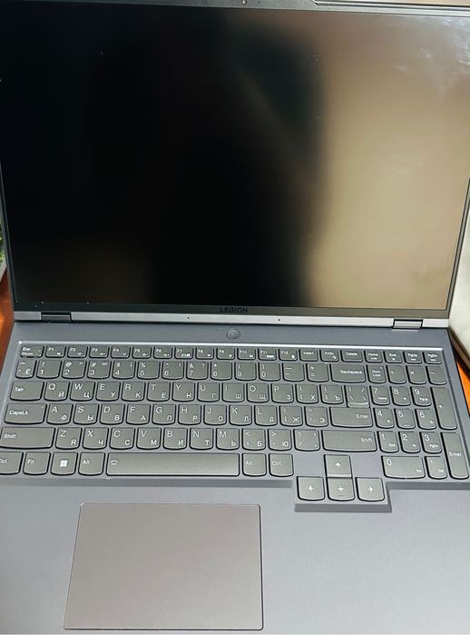 Ноутбук Lenovo))