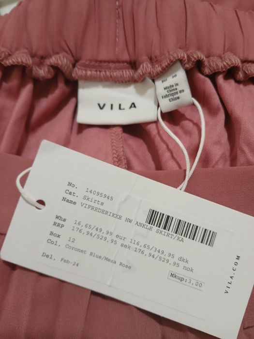 Fustă plisata, trandafirie