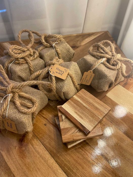 Suporti pahare din lemn natur / set cadou