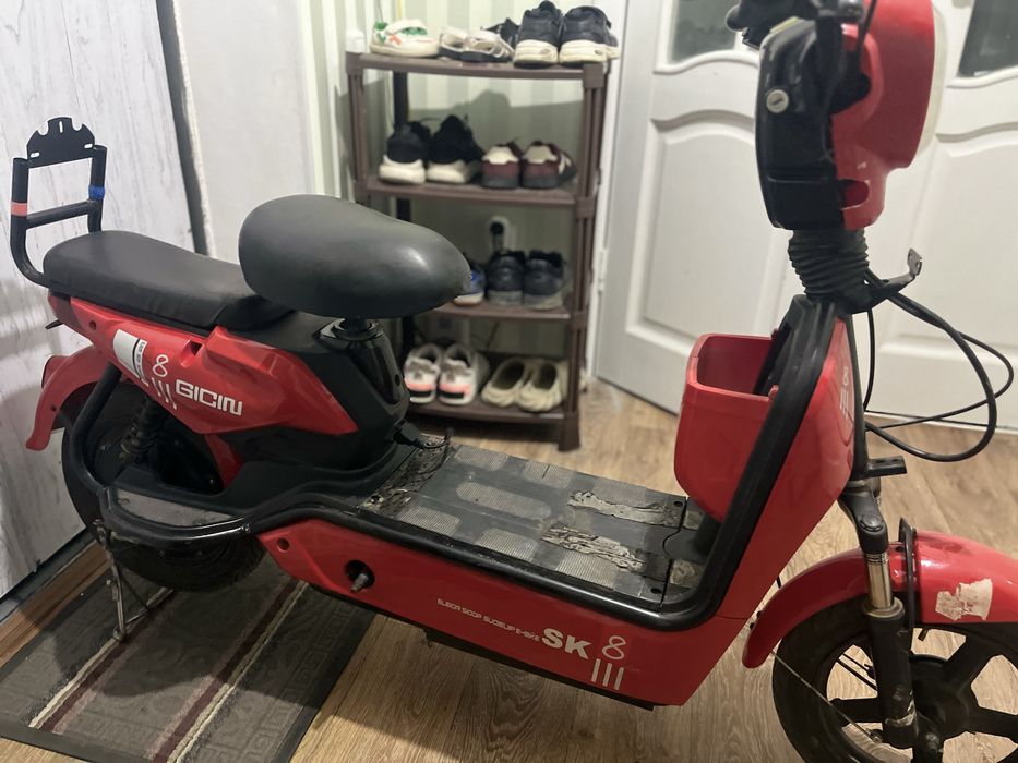 Продам Мопед ,электро велосипед ск8