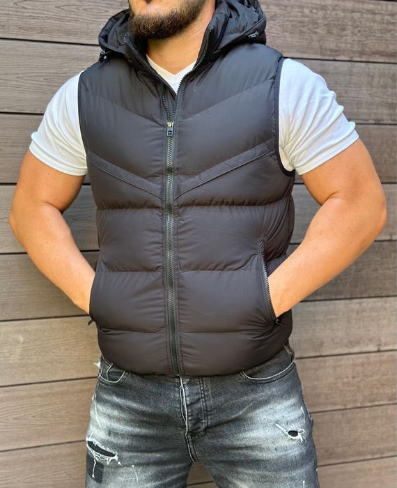 Спортен мъжки елек с качулка