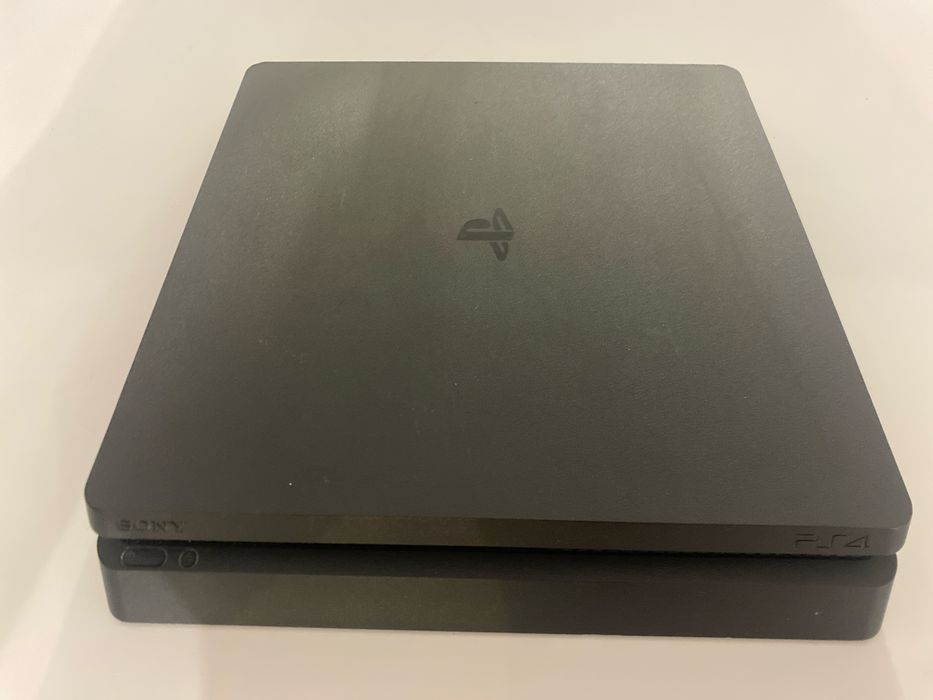Продается PS4 slim 1TB