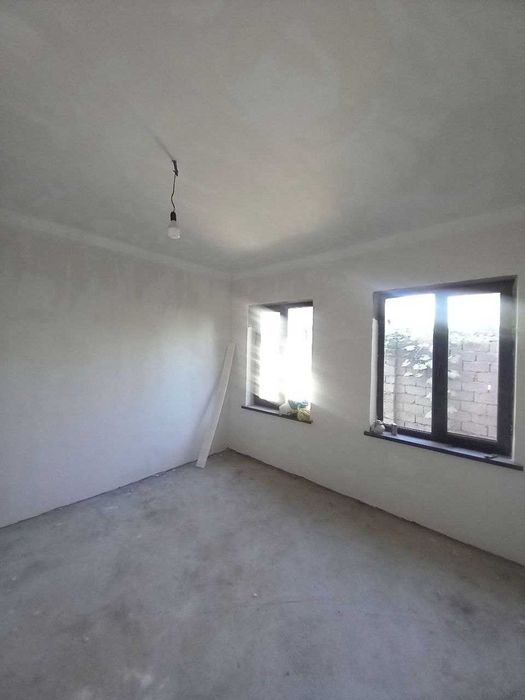 Уй Сотилади Тинчлик, 3,7 сотих, 4 хона 39000 нархи