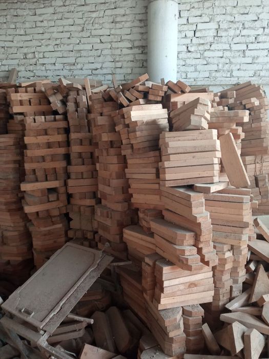 Arzon material Toza sasna yog‘ochdan shoshilinch sotiladi