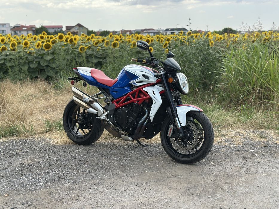 Mv agusta brutale 1090rr editie 37 campione del mondo