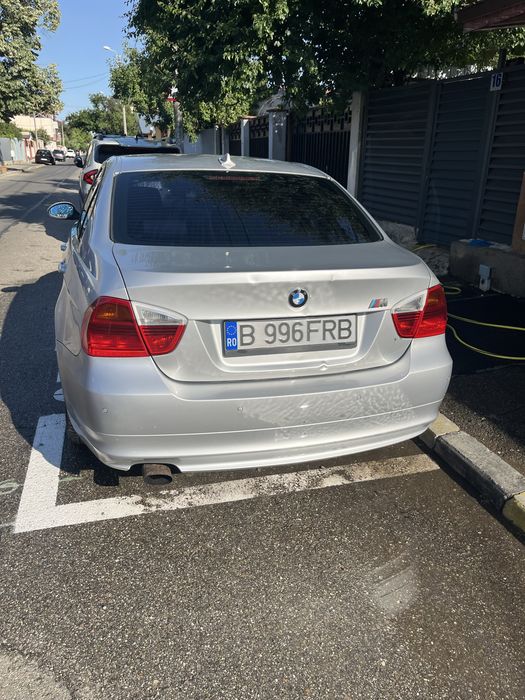 BMW 320i Benzina