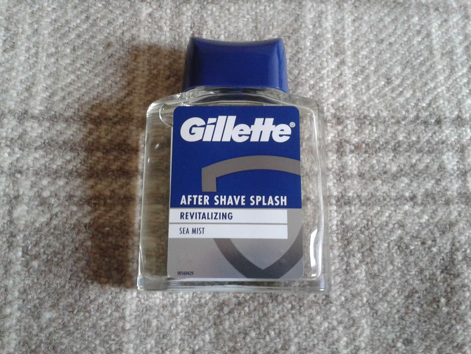 Мъжки комплект Gillette + 2 броя Old Spice део стик