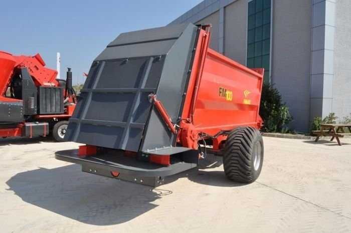 Remorca imprastiat gunoi FIMAKS