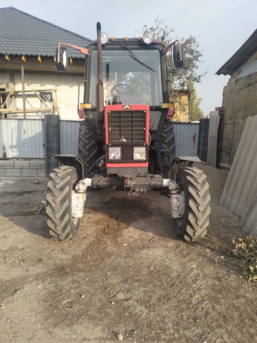 Продам трактор хороший