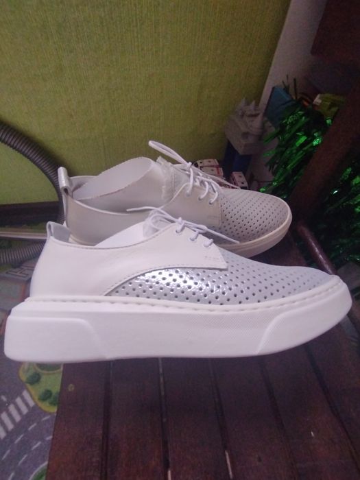 Дамски обувки 37