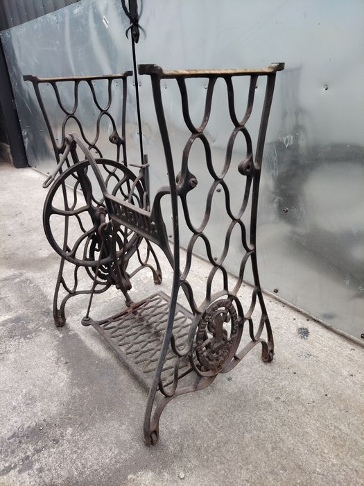 Cadru mașina de cusut