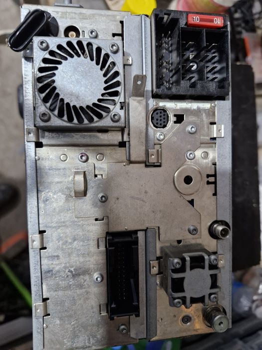 Навигация  за ауди  а4 б6