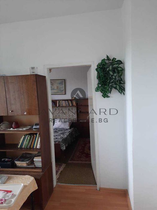 Продава се Тристаен апартамент в Пловдив, Изгрев - 64 кв.м за 1232 €/кв.м - Снимка #4