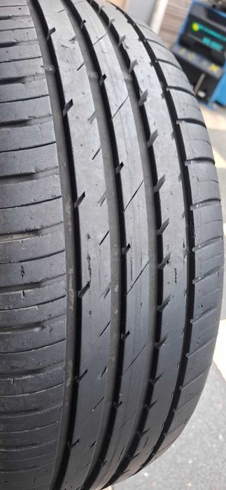 2бр. 205/55/16 Dunlop 6.8mm грайфер, дот 23г. Безплатен монтаж