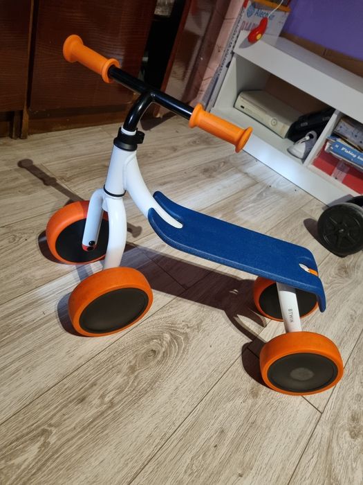 Tricicletă fără pedale BTWIN