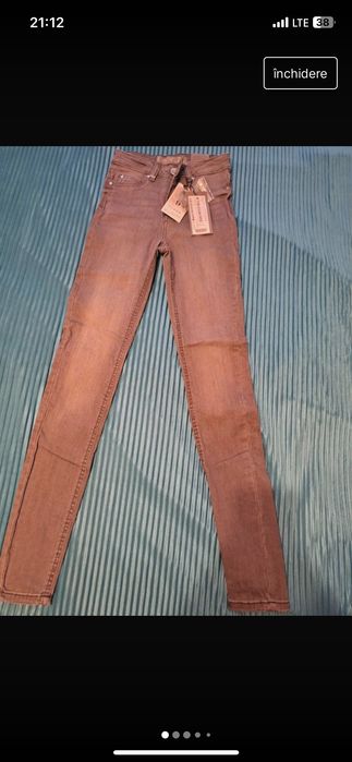 Vând jeans gri New Yorker