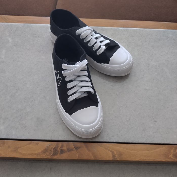 Черни Дамски Кецове