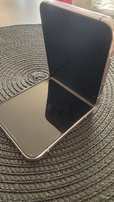 Samsung Galaxy Z Flip 5 – 256 GB – Лавандула