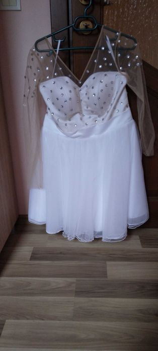 Rochie alba si bolerou