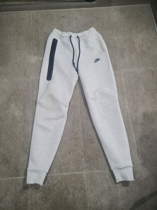 Анцунг марка NIKE