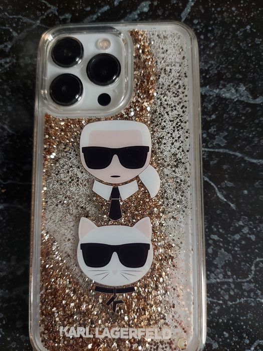 Vând husă  karl lagerfeld gliter gold