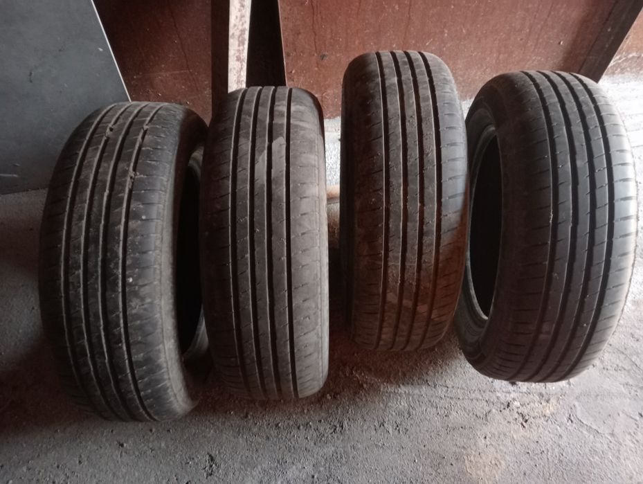 Продам шины R16 215/60