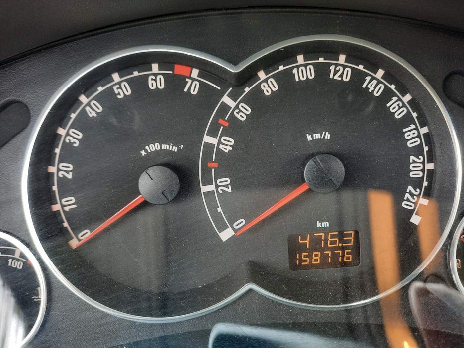 Opel Meriva - газова уредба 1600куб.см.158000 км. 2007 г.