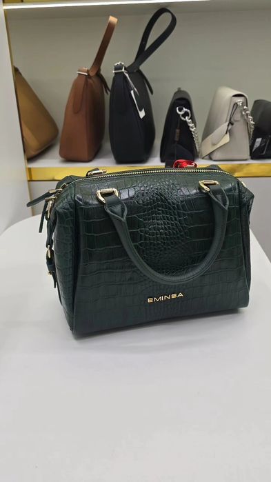 Женские кожанные сумки