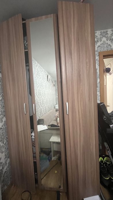 Продаю шкаф большой