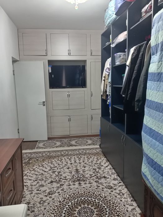 Уй сотилади янги озбекистон чирчик