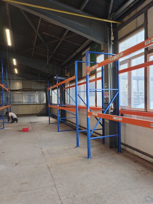 Rafturi metalice industriale second-hand pentru Paleti