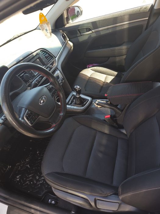 Hyundai elantra 1.6 + GPL